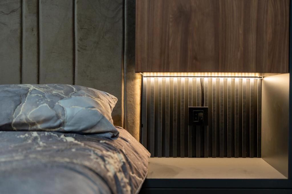 Mans Lux 8 Apartman ซลาตีบอร์ ภายนอก รูปภาพ
