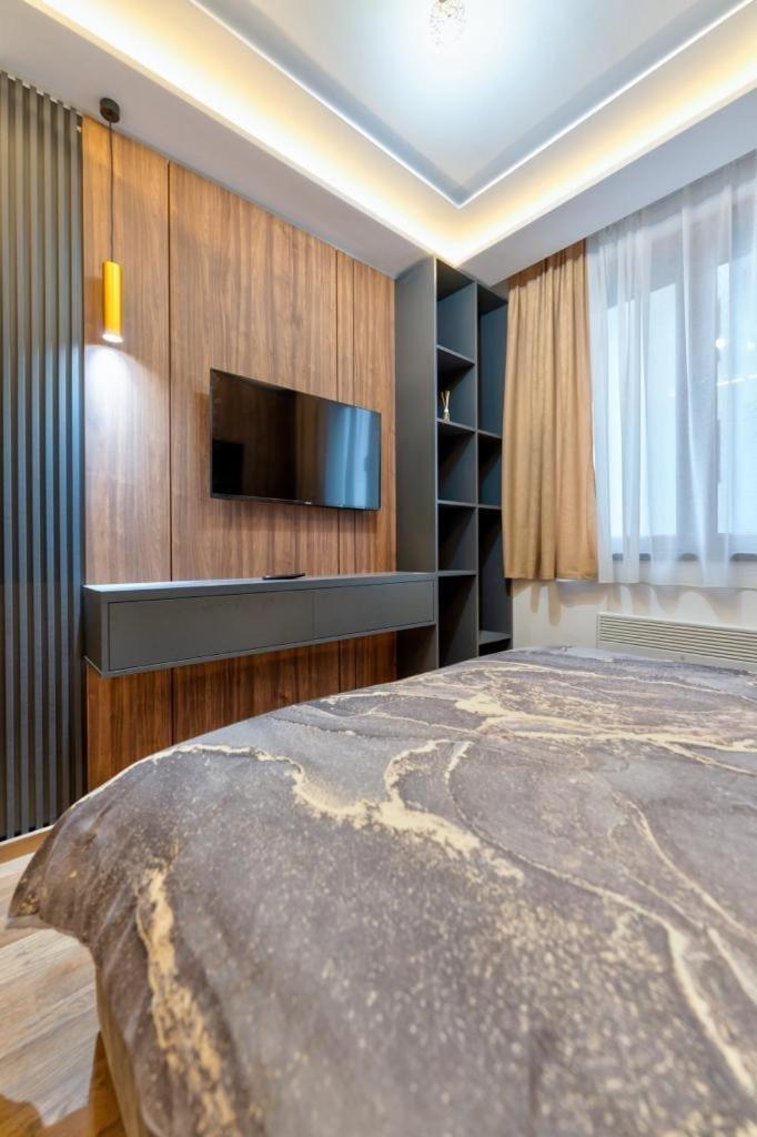 Mans Lux 8 Apartman ซลาตีบอร์ ภายนอก รูปภาพ